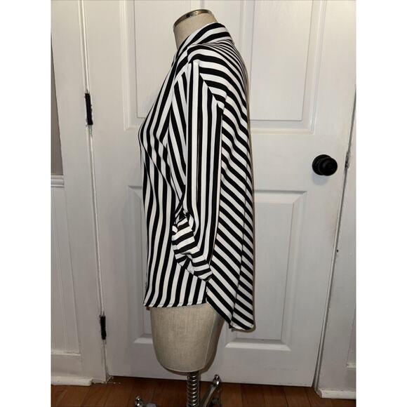 Chico’s Women’s Black White Multi Way Stripe Blouse Size 0 US 4-6 Button Up - Picture 4 of 7